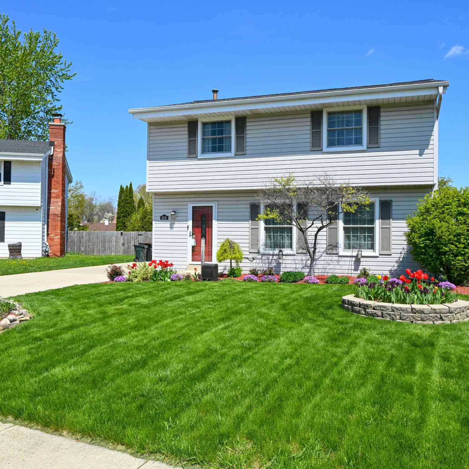 Homes For Sale - 1616 Clark<br/> South Milwaukee, WI 53172