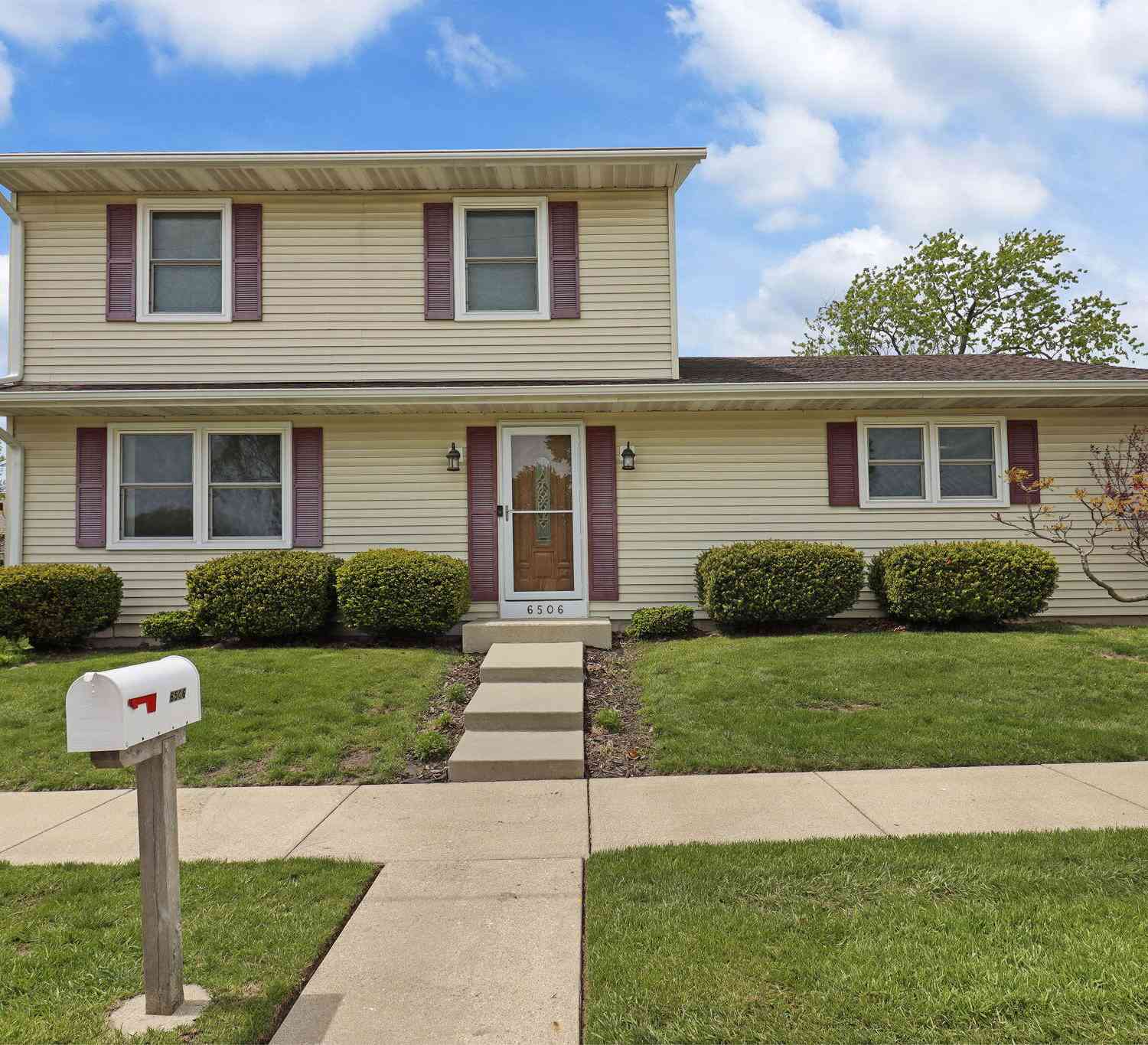 Homes For Sale - 6506 54th<br/> Kenosha, WI 53142