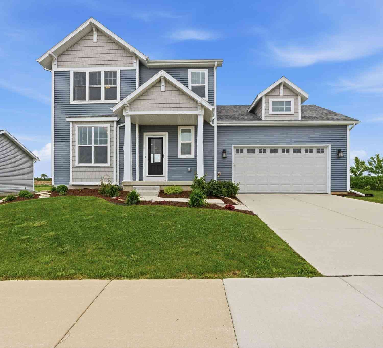 Homes For Sale - 809 S Musket Ridge<br/> Sun Prairie, WI 53590