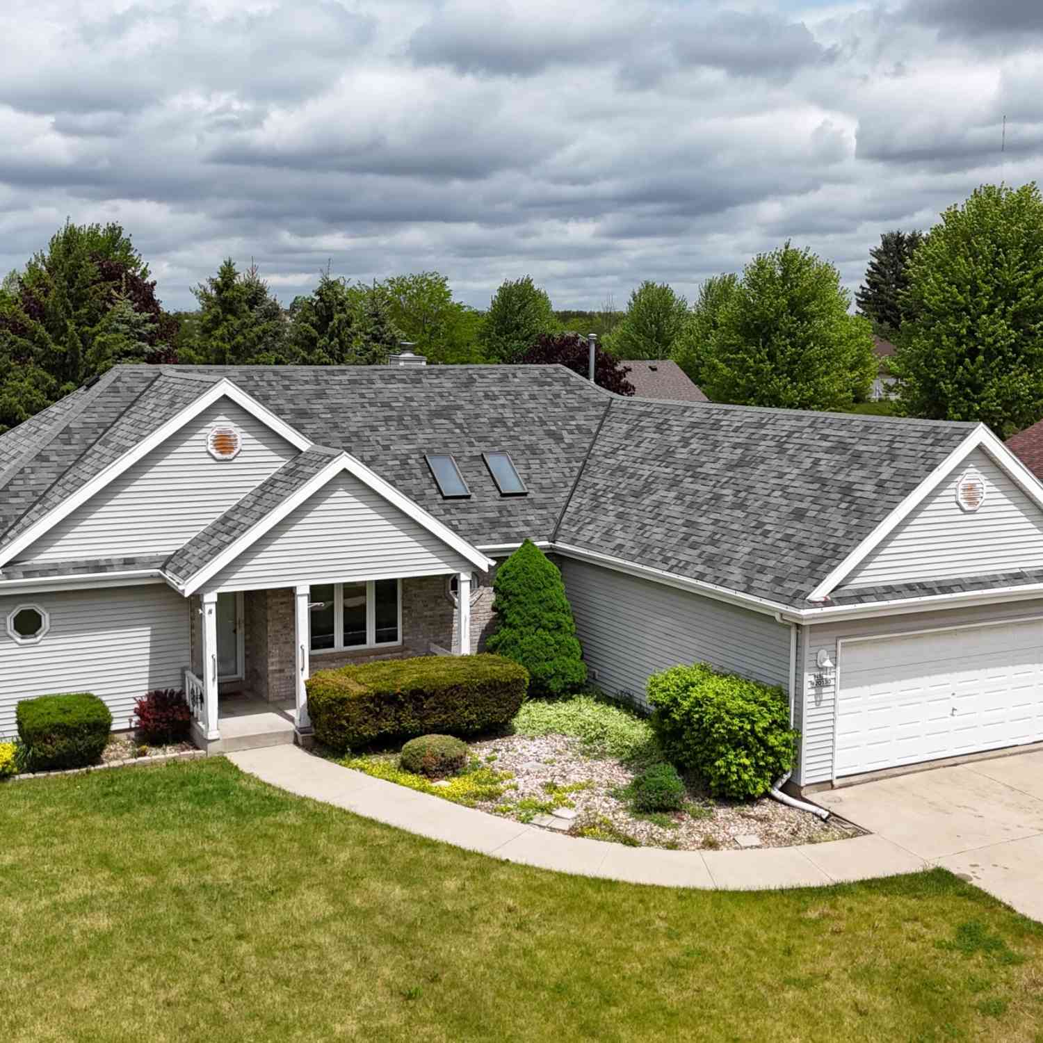 Homes For Sale - N171W20130 Highland<br/> Jackson, WI 53037