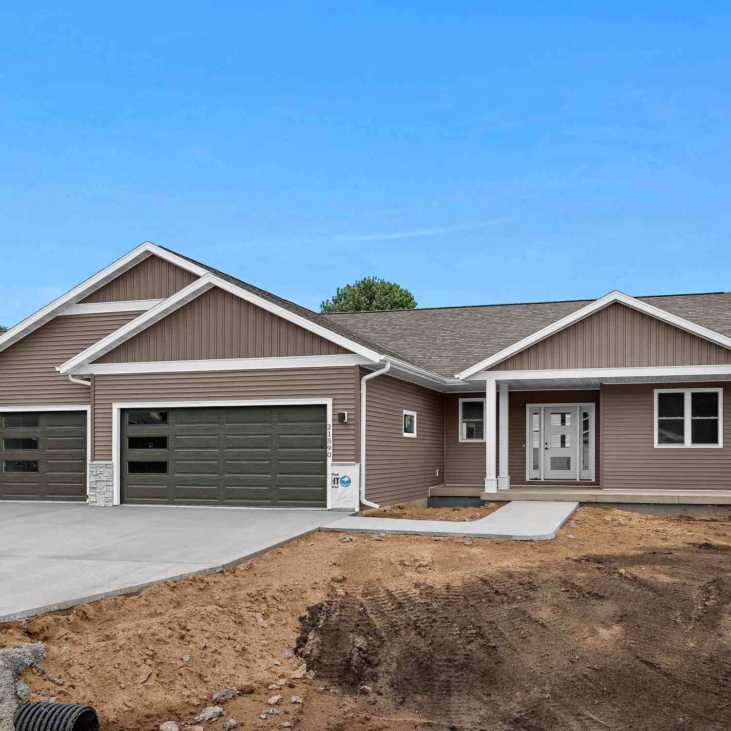 Homes For Sale - 21590 Somerset Down<br/> Galesville, WI 54630