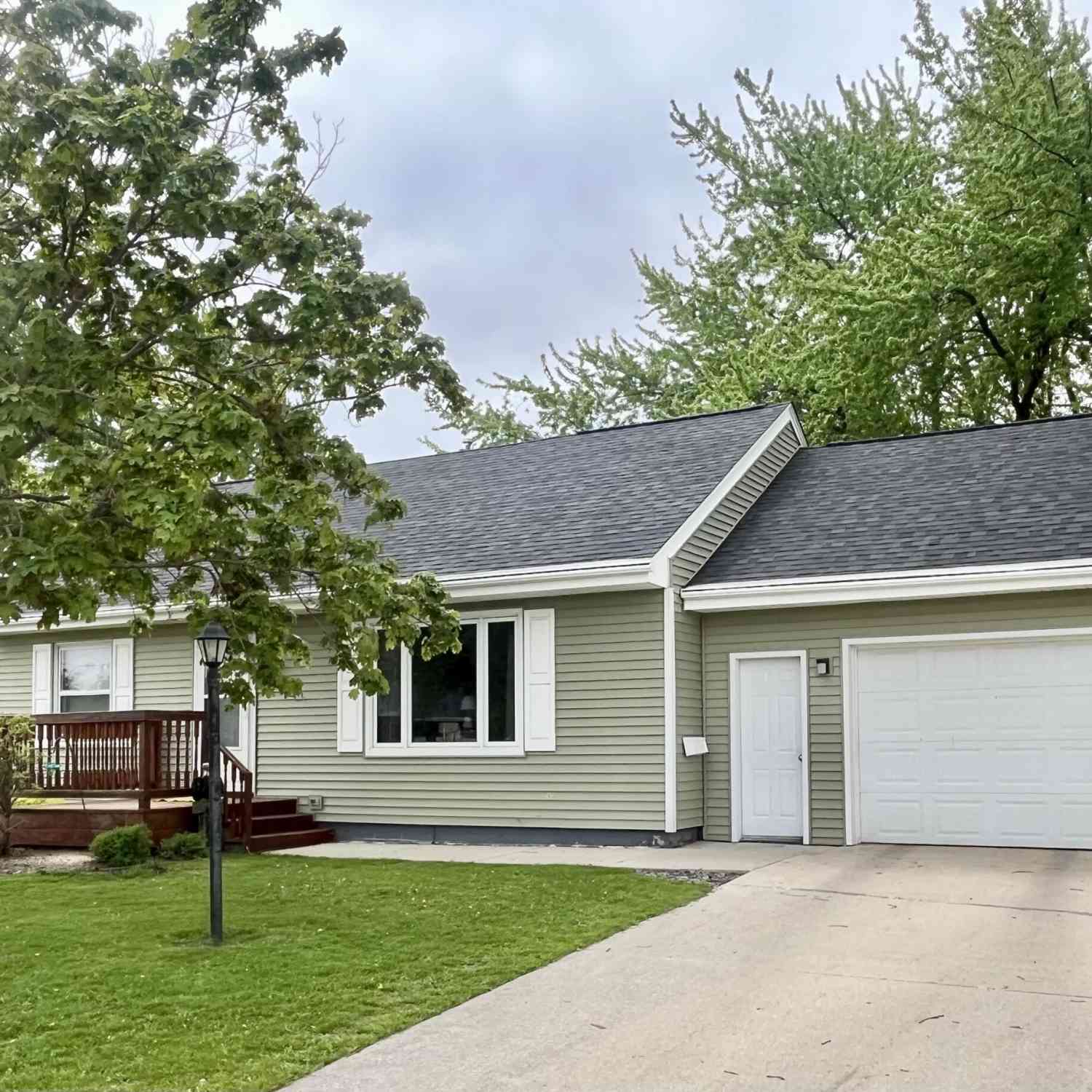 Homes For Sale - 721 Menasha<br/> Reedsville, WI 54230