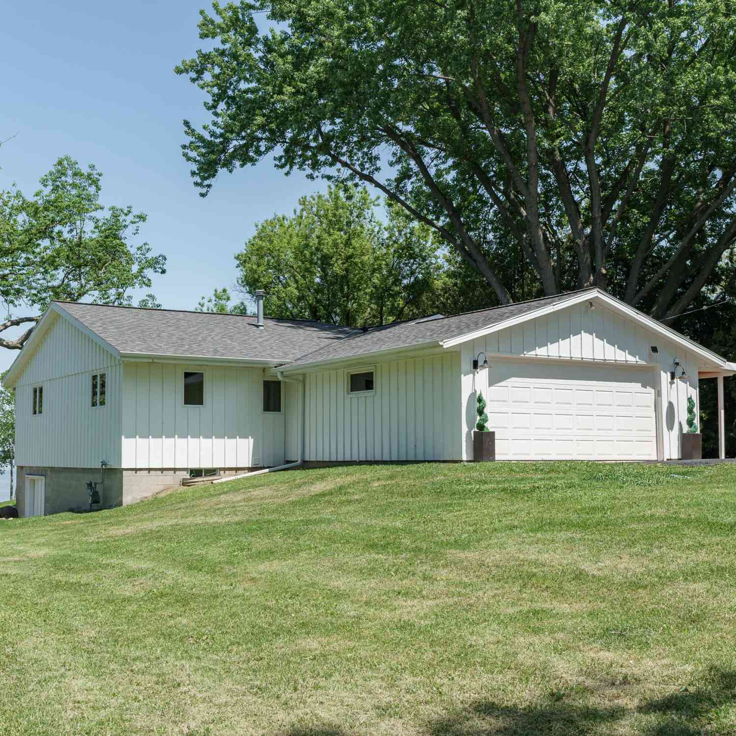 Homes For Sale - W4428 Lakeview<br/> Dodge County, Hustisford, WI 53034