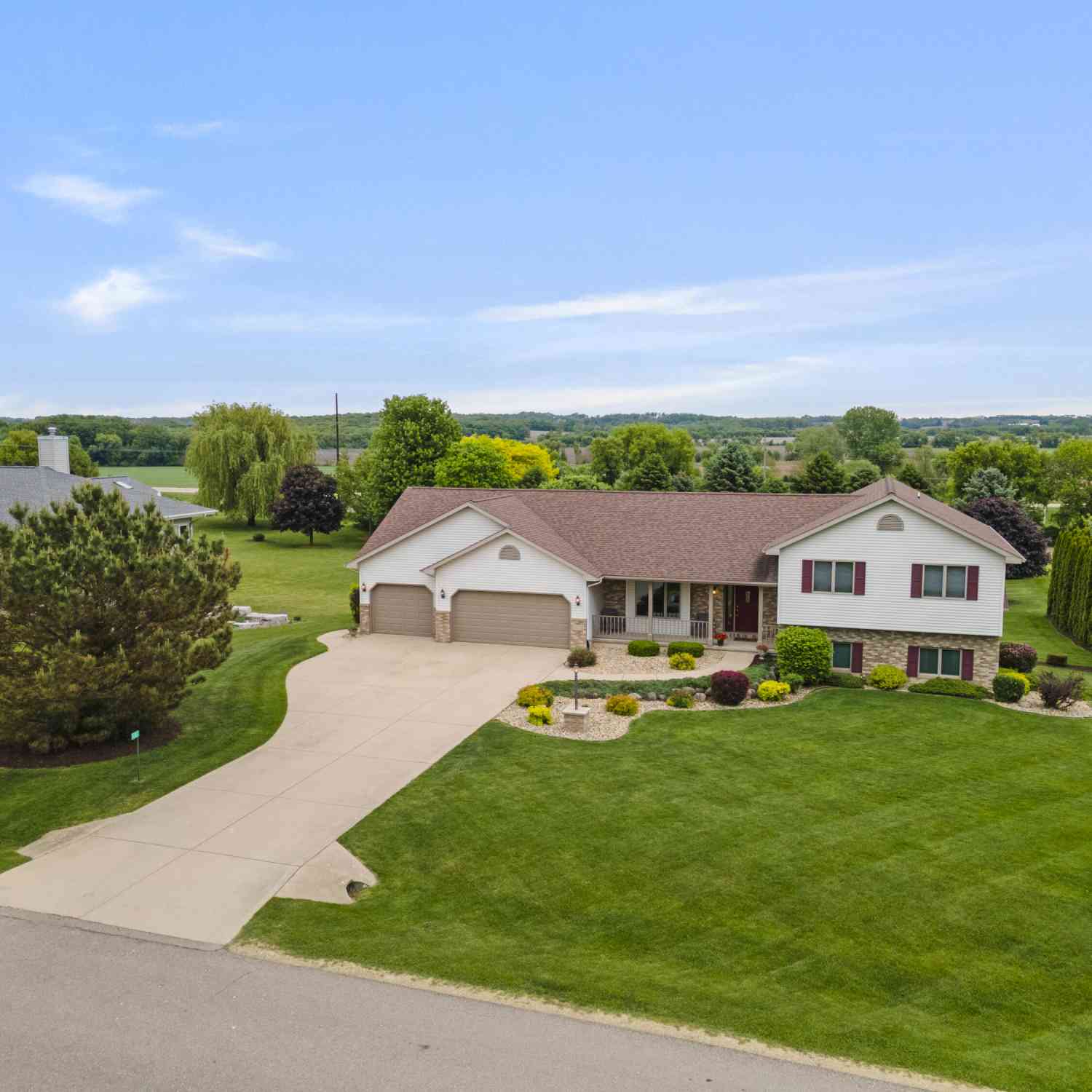 Homes For Sale - 3658 Graham Paige<br/> Dane County, Cottage Grove, WI 53527