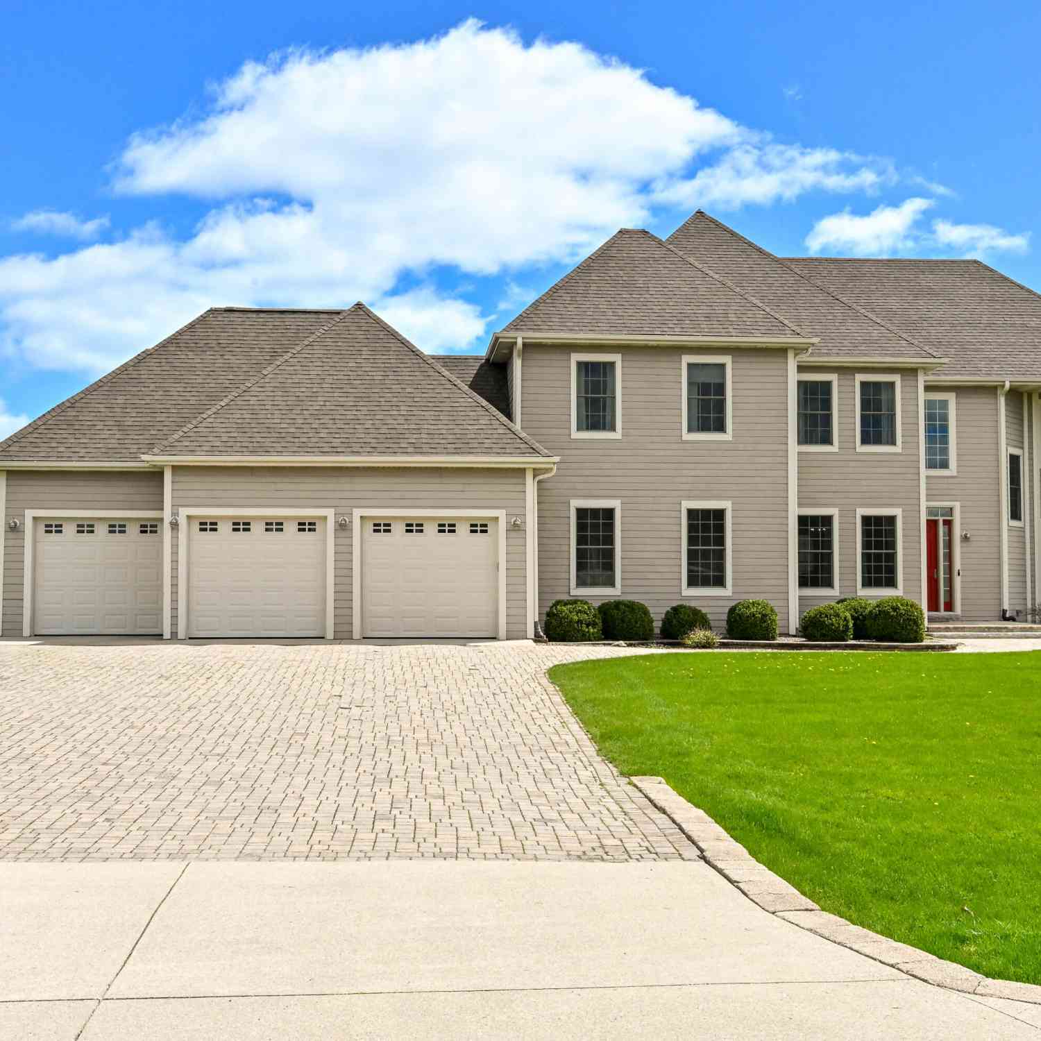 Homes For Sale - 3268 Bay Hill<br/> Port Washington, WI 53074