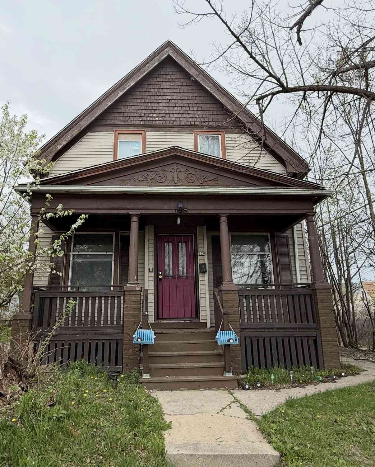 Homes For Sale - 820 W Keefe<br/> Milwaukee, WI 53206