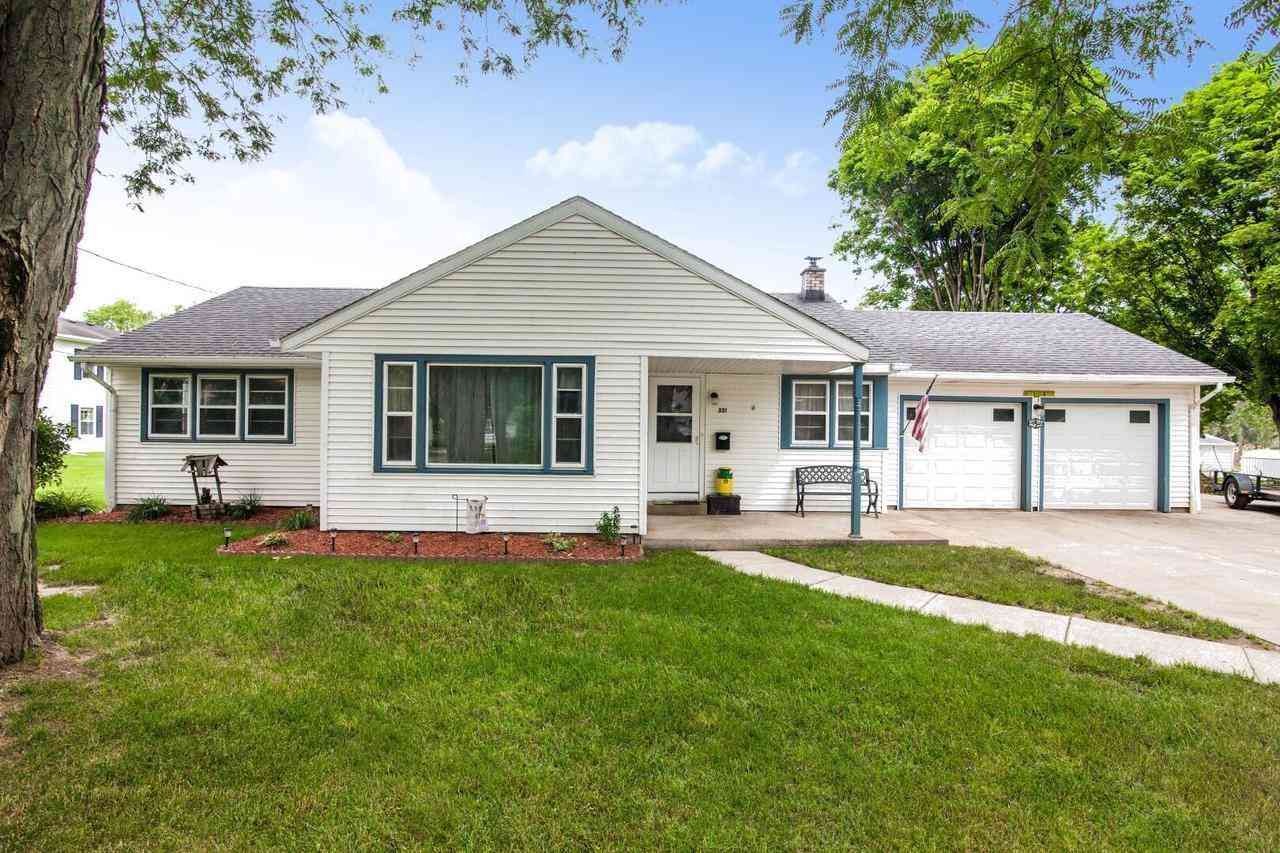 Homes For Sale - 321 N Dewey<br/> Jefferson County, Jefferson, WI 53549