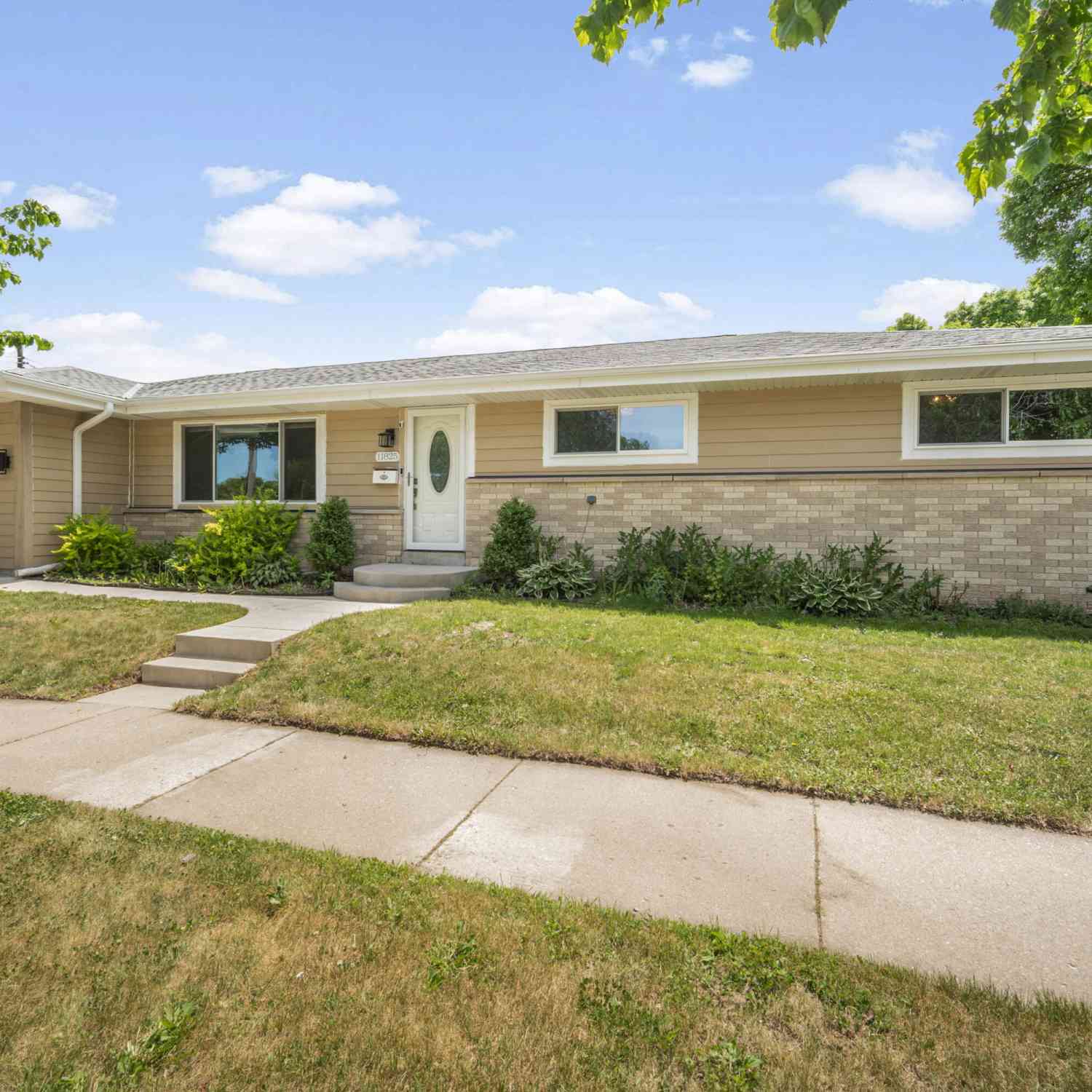Homes For Sale - 11825 W Washington<br/> West Allis, WI 53214