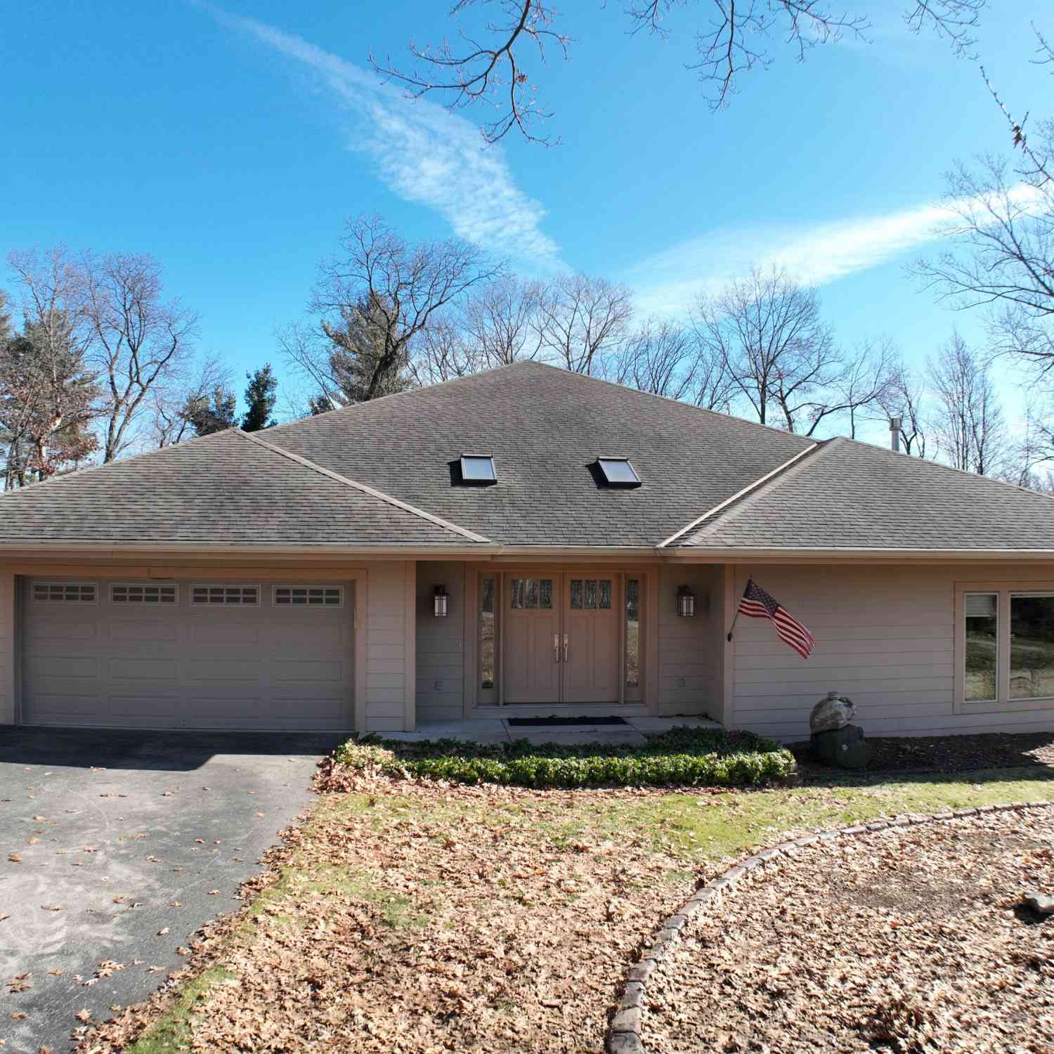 Homes For Sale - W307N6992 Club<br/> Merton, WI 53029