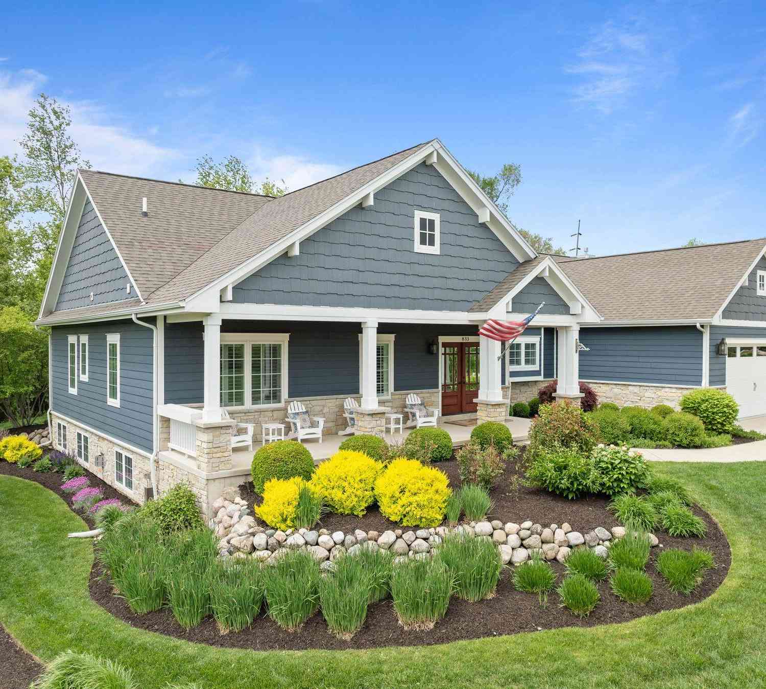 Homes For Sale - 833 Red Hawk<br/> Walworth, WI 53184