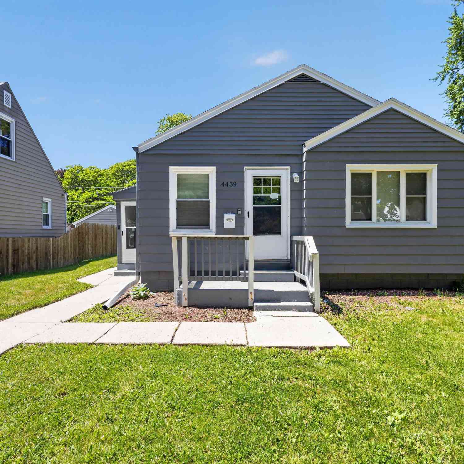 Homes For Sale - 4439 N 45th<br/> Milwaukee, WI 53218