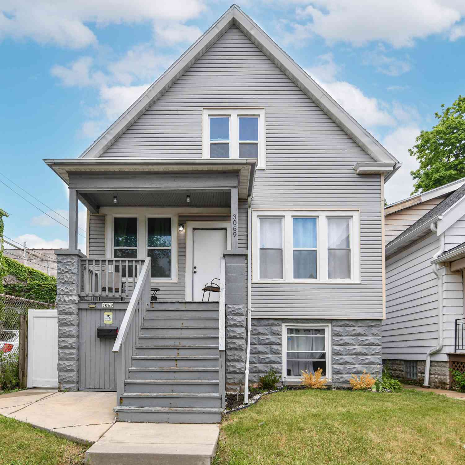 Homes For Sale - 3069 S 9th<br/> Milwaukee, WI 53215