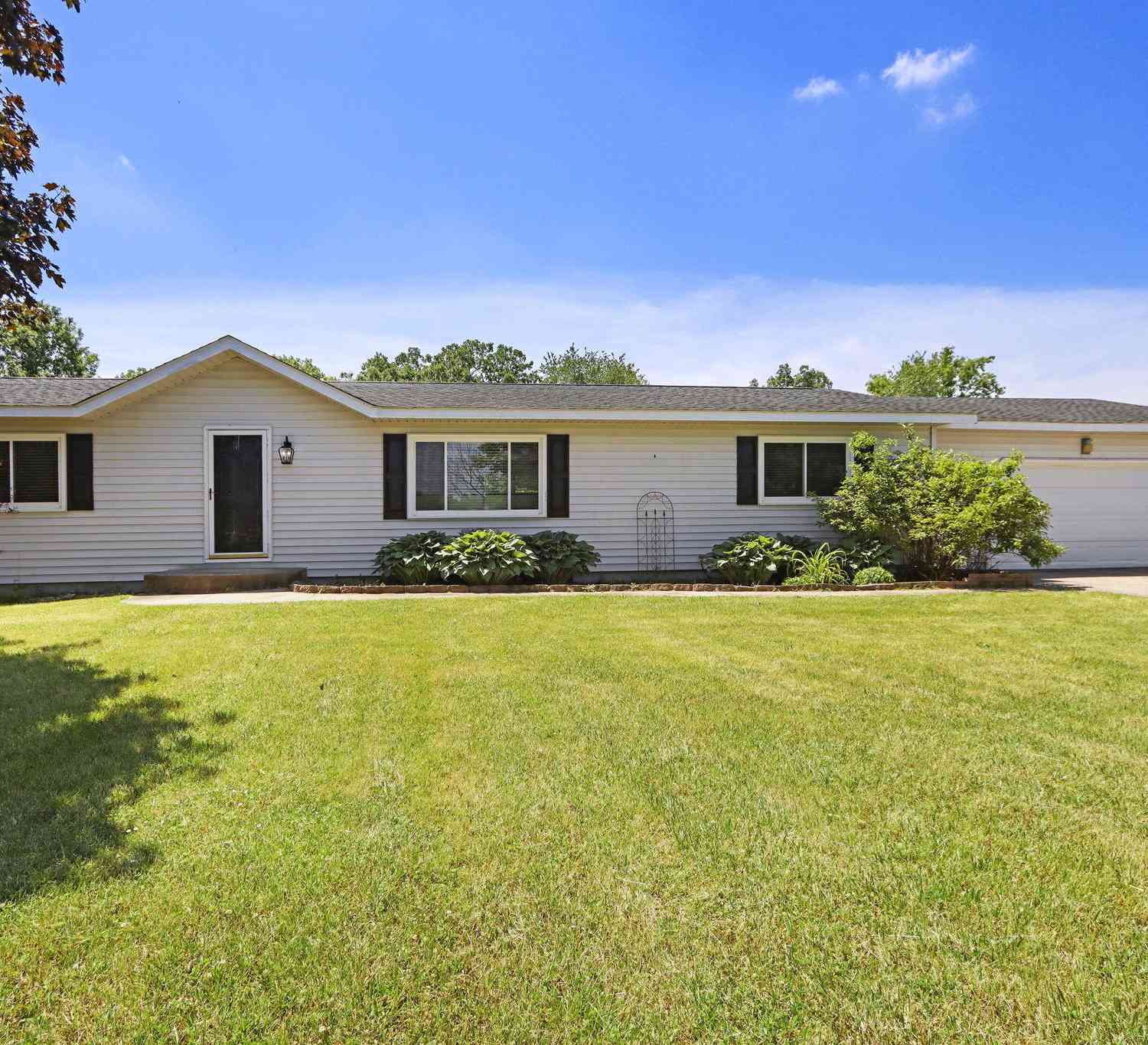 Homes For Sale - 1859 Musial<br/> Kenosha County, Twin Lakes, WI 53181