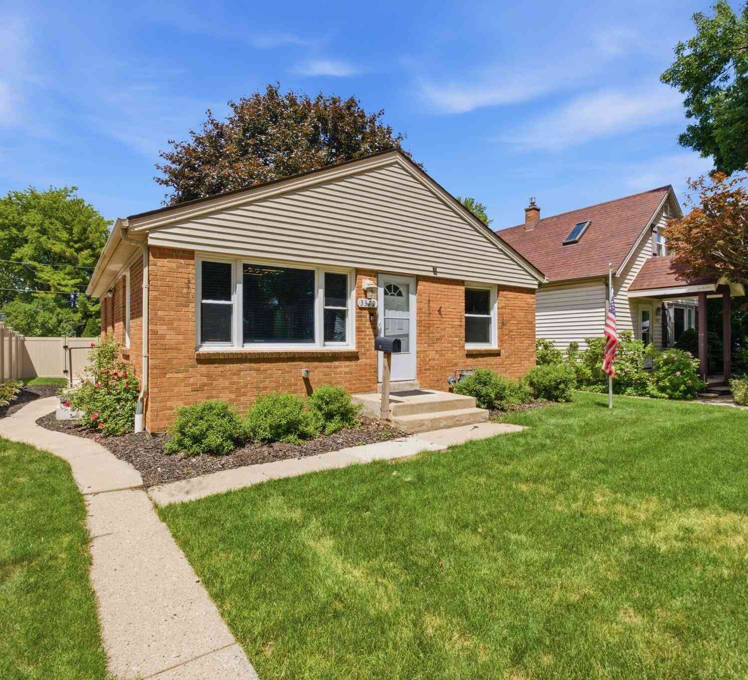 Homes For Sale - 3379 S Burrell<br/> Milwaukee, WI 53207