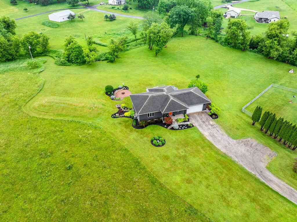 Homes For Sale - N6724 County Road M<br/> Onalaska, WI 54636