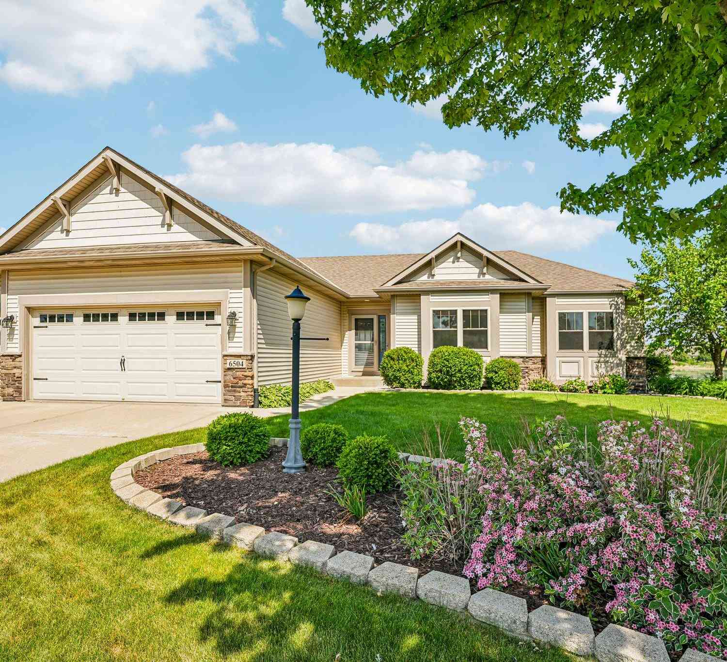 Homes For Sale - 6504 Heritage<br/> Racine County, Mount Pleasant, WI 53406