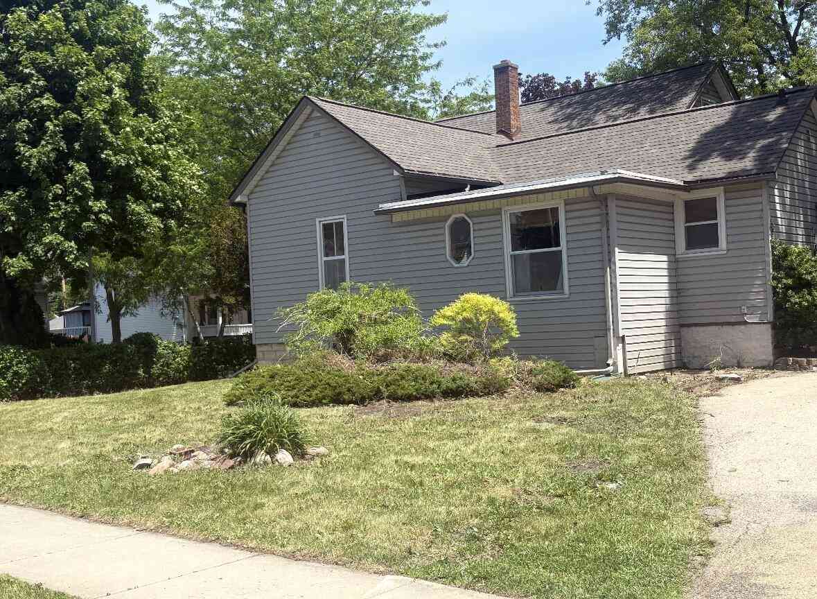 Homes For Sale - 72 E 12th<br/> Fond Du Lac, WI 54935
