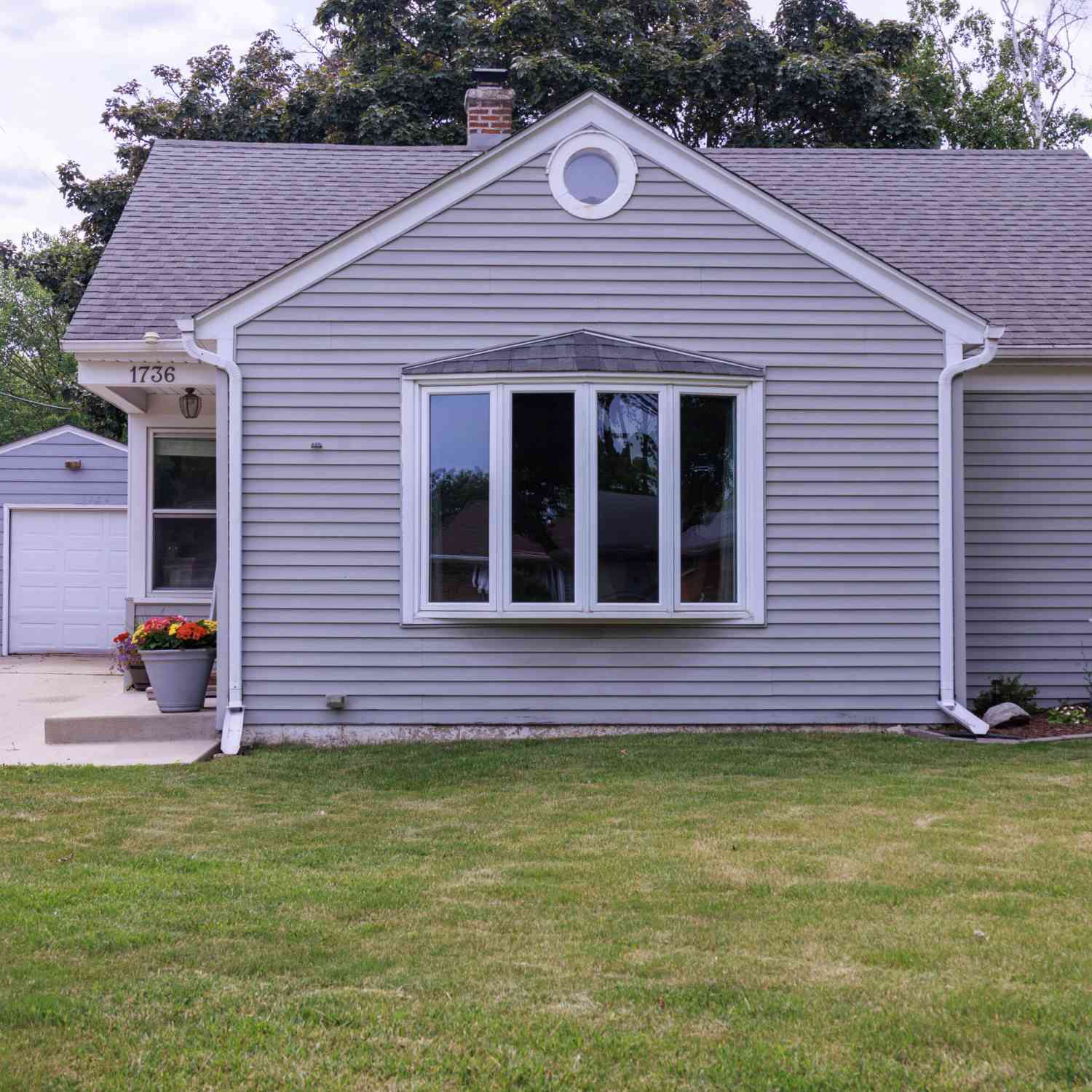 Homes For Sale - 1736 Lathrop<br/> Racine, WI 53405