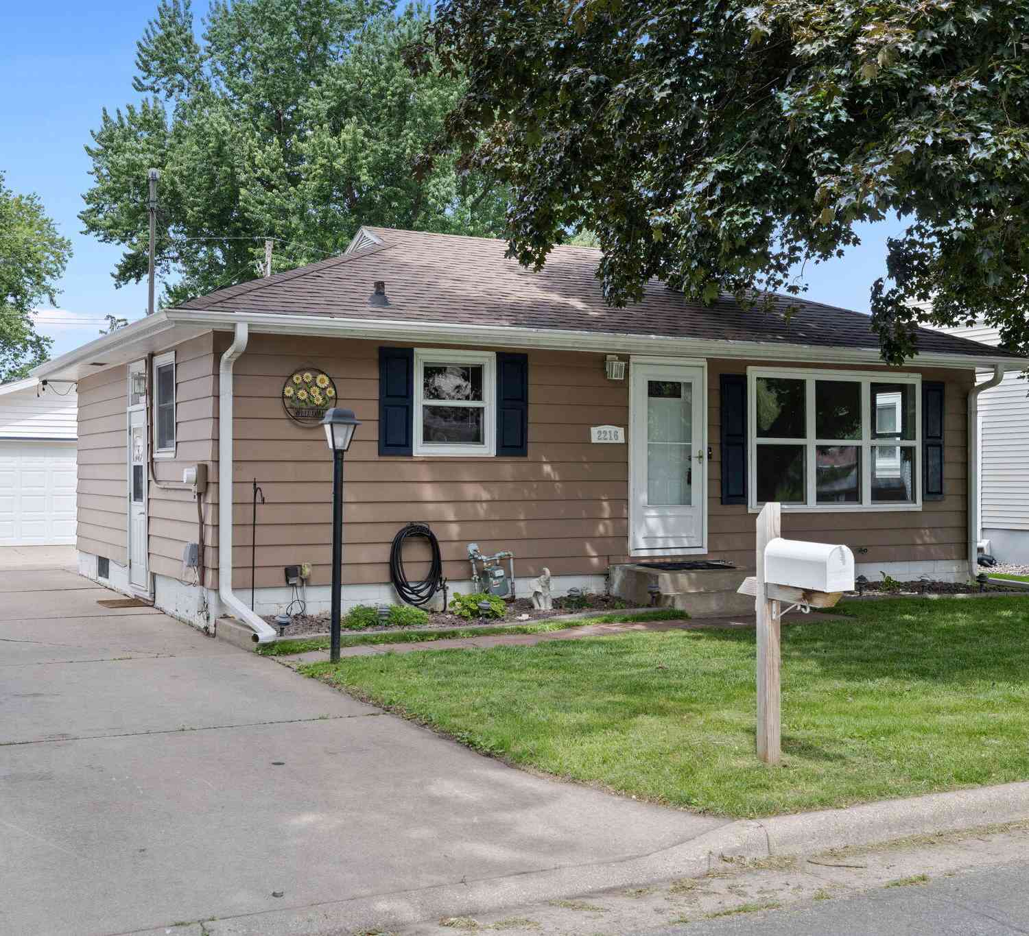 Homes For Sale - 2216 30th<br/> La Crosse, WI 54601