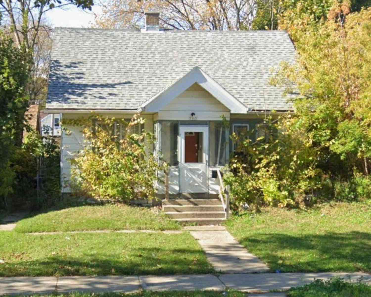 Homes For Sale - 5565 N 35th<br/> Milwaukee, WI 53209