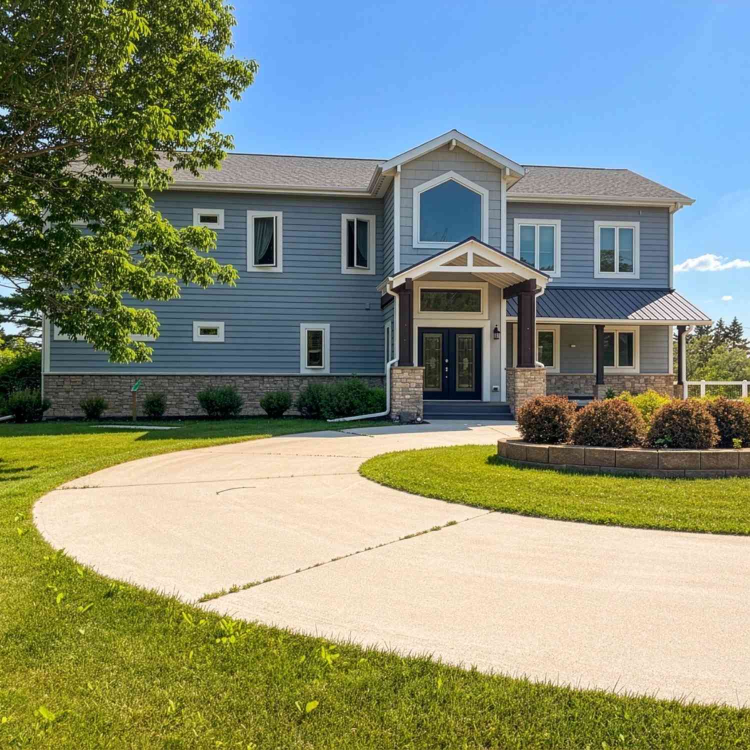 Homes For Sale - 1115 Greendale<br/> Sheboygan, WI 53081