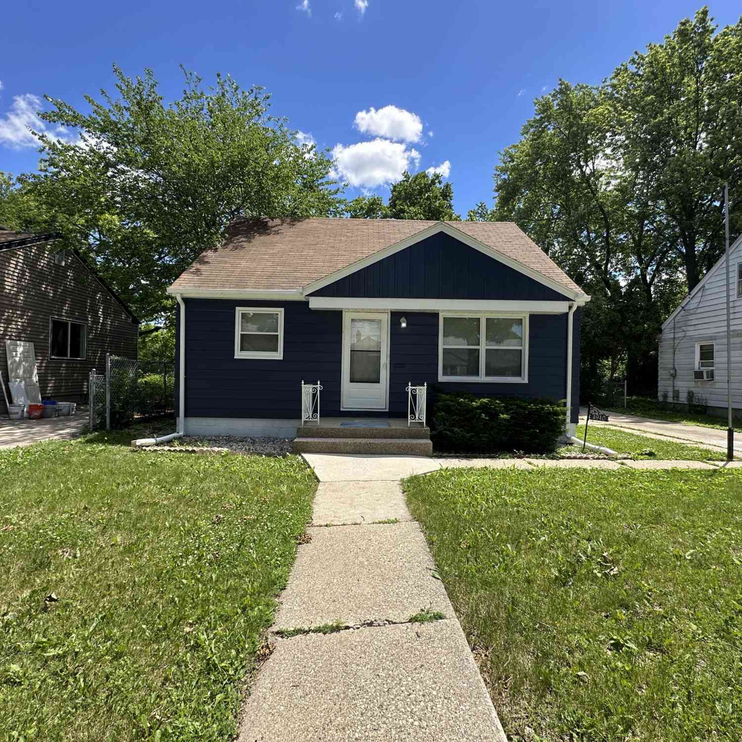 Homes For Sale - 4940 N 64th<br/> Milwaukee, WI 53218
