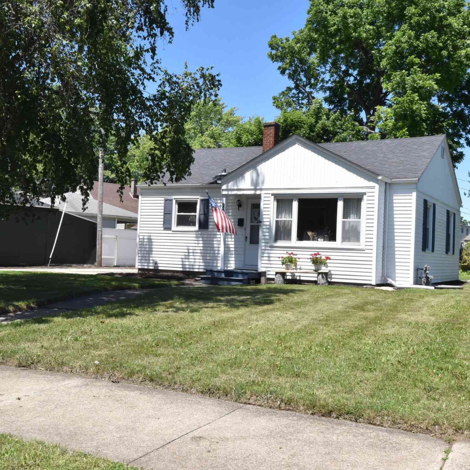 Homes For Sale - 2030 Webster<br/> Racine, WI 53406