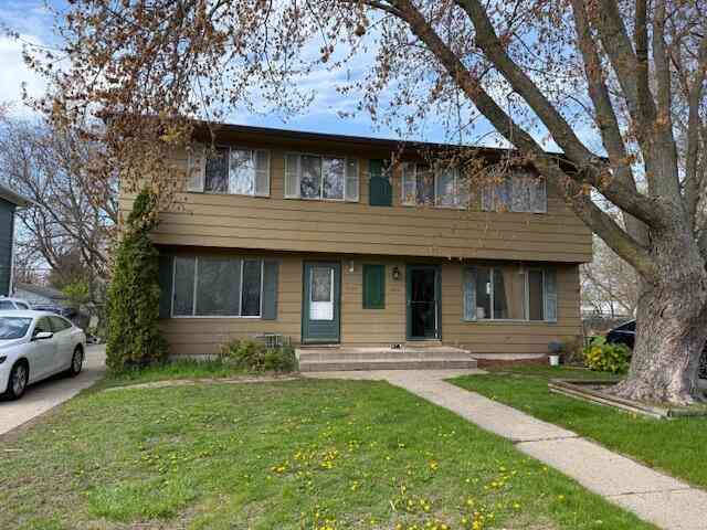 Homes For Sale - 1404 87th<br/> Kenosha, WI 53143
