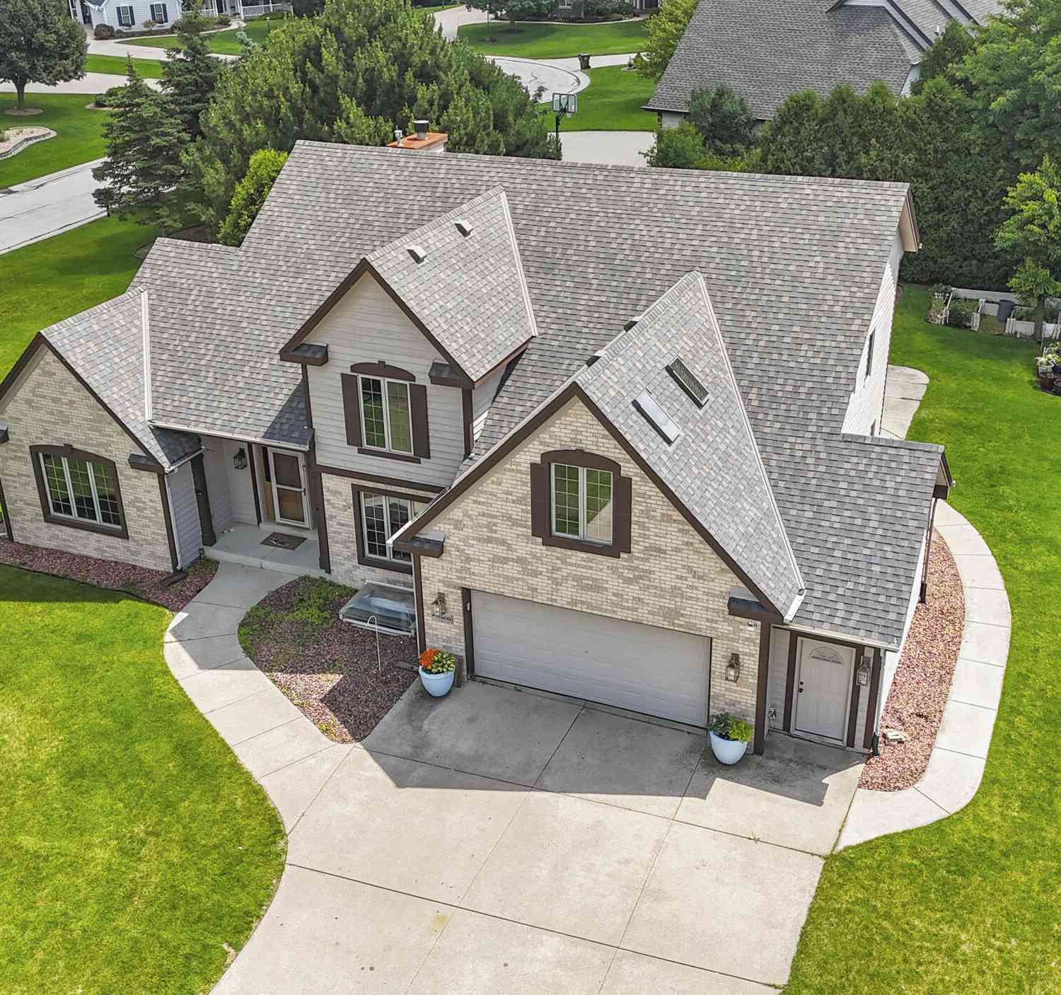 Homes For Sale - 13600 W Eagle<br/> New Berlin, WI 53151