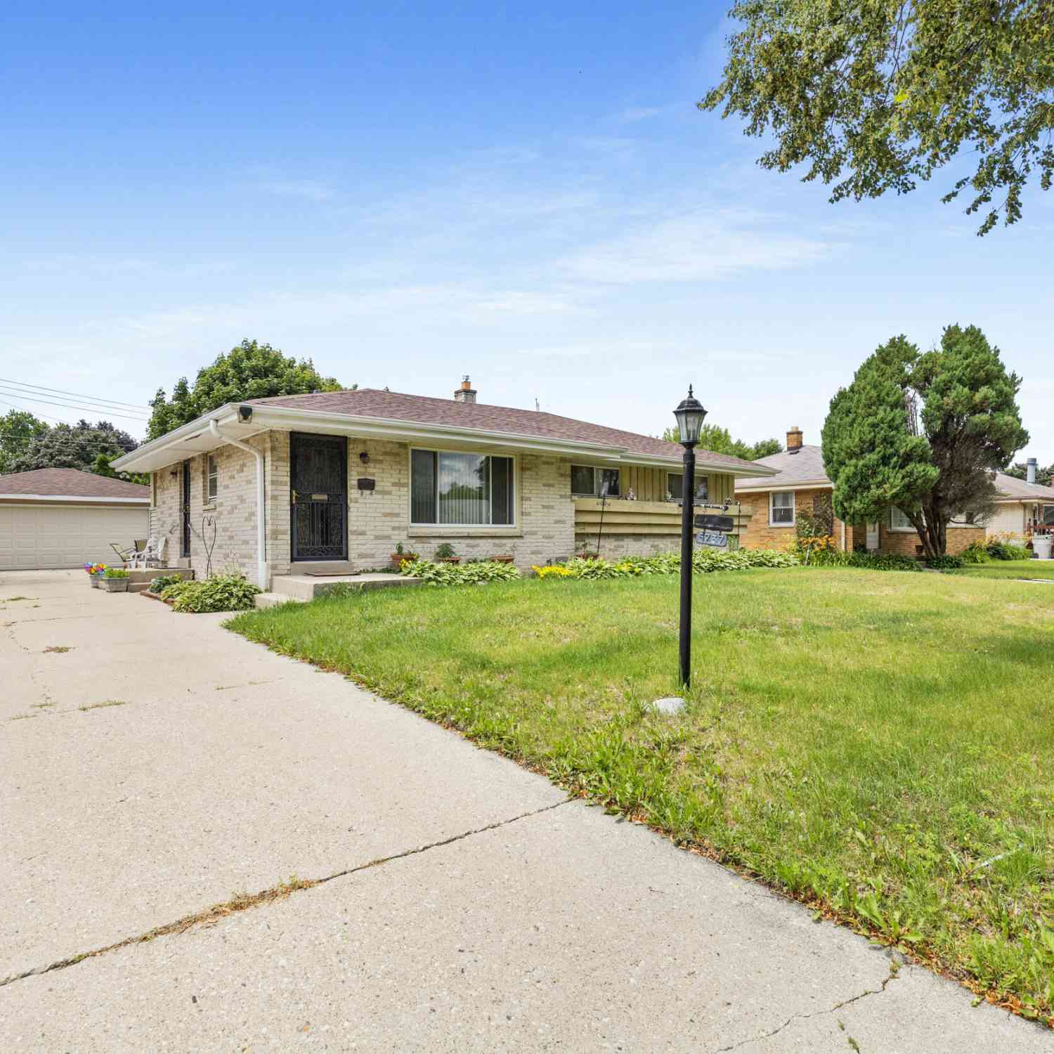Homes For Sale - 5737 N 80th<br/> Milwaukee, WI 53218