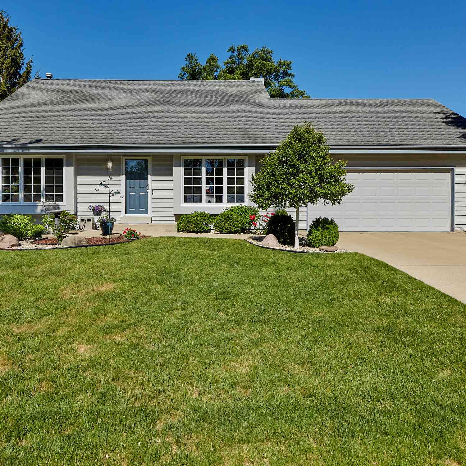 Homes For Sale - 14 Virginia<br/> Racine, WI 53405