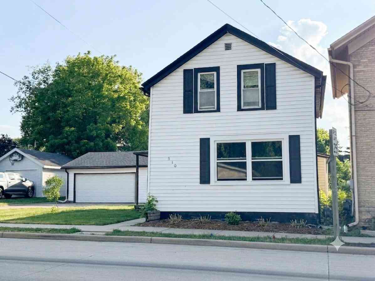 Homes For Sale - 510 N Church<br/> Watertown, WI 53098