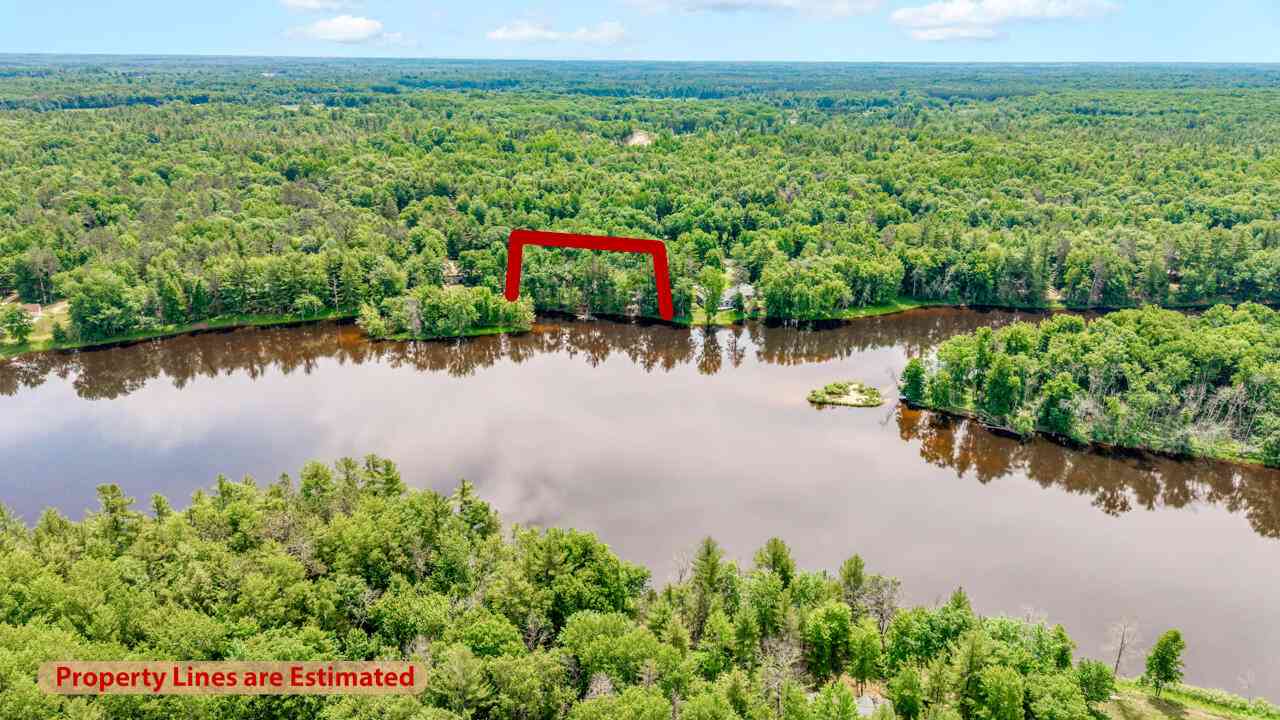 Homes For Sale - N6079 Shore Dr Q-4<br/> Menominee County, Menominee, MI 49893