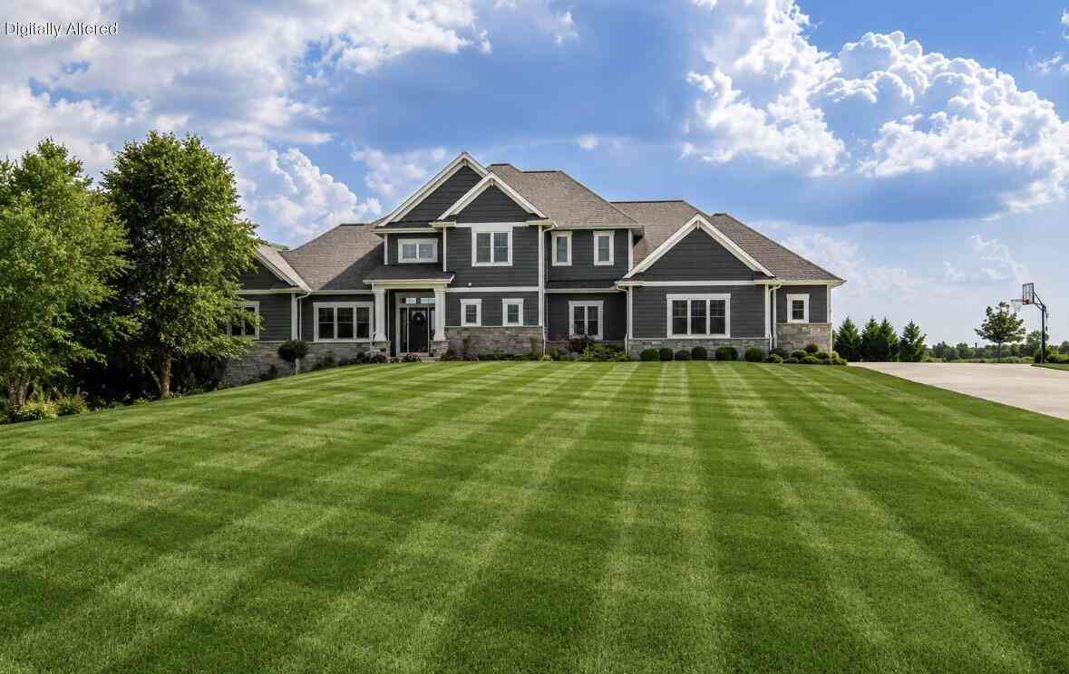 Homes For Sale - S109W24935 Overlook<br/> Vernon, WI 53149