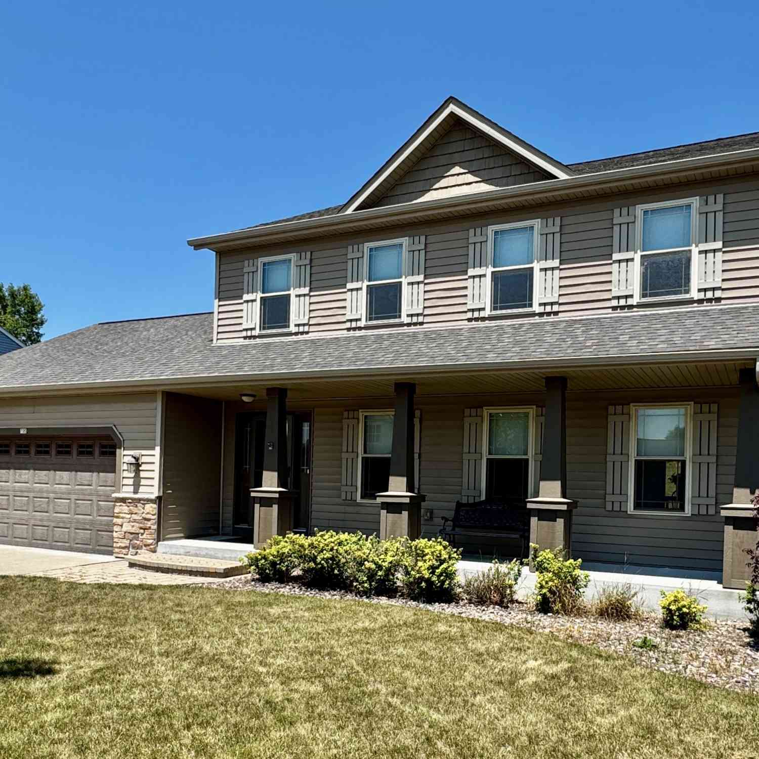 Homes For Sale - 720 Summerset<br/> Jefferson County, Johnson Creek, WI 53038