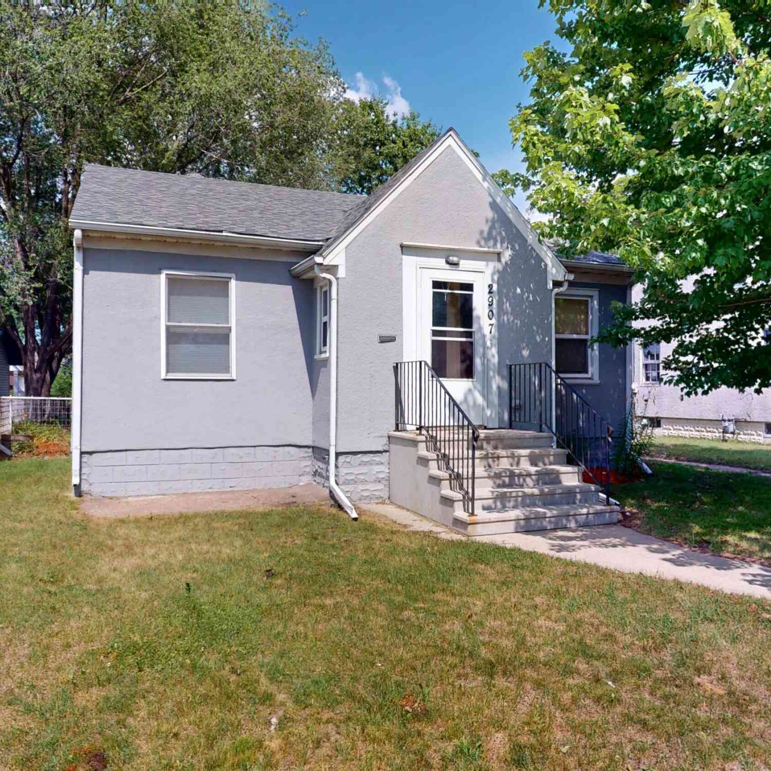 Homes For Sale - 2907 South<br/> La Crosse, WI 54601