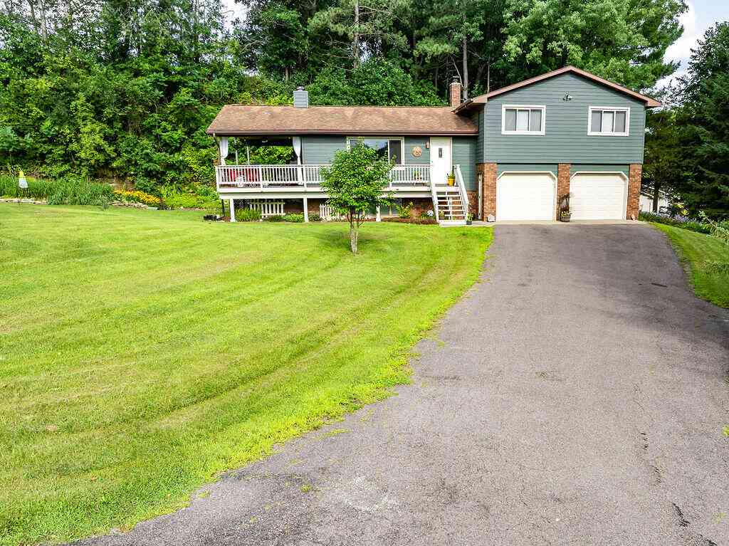 Homes For Sale - 108 S Ridge<br/> Vernon County, Coon Valley, WI 54623