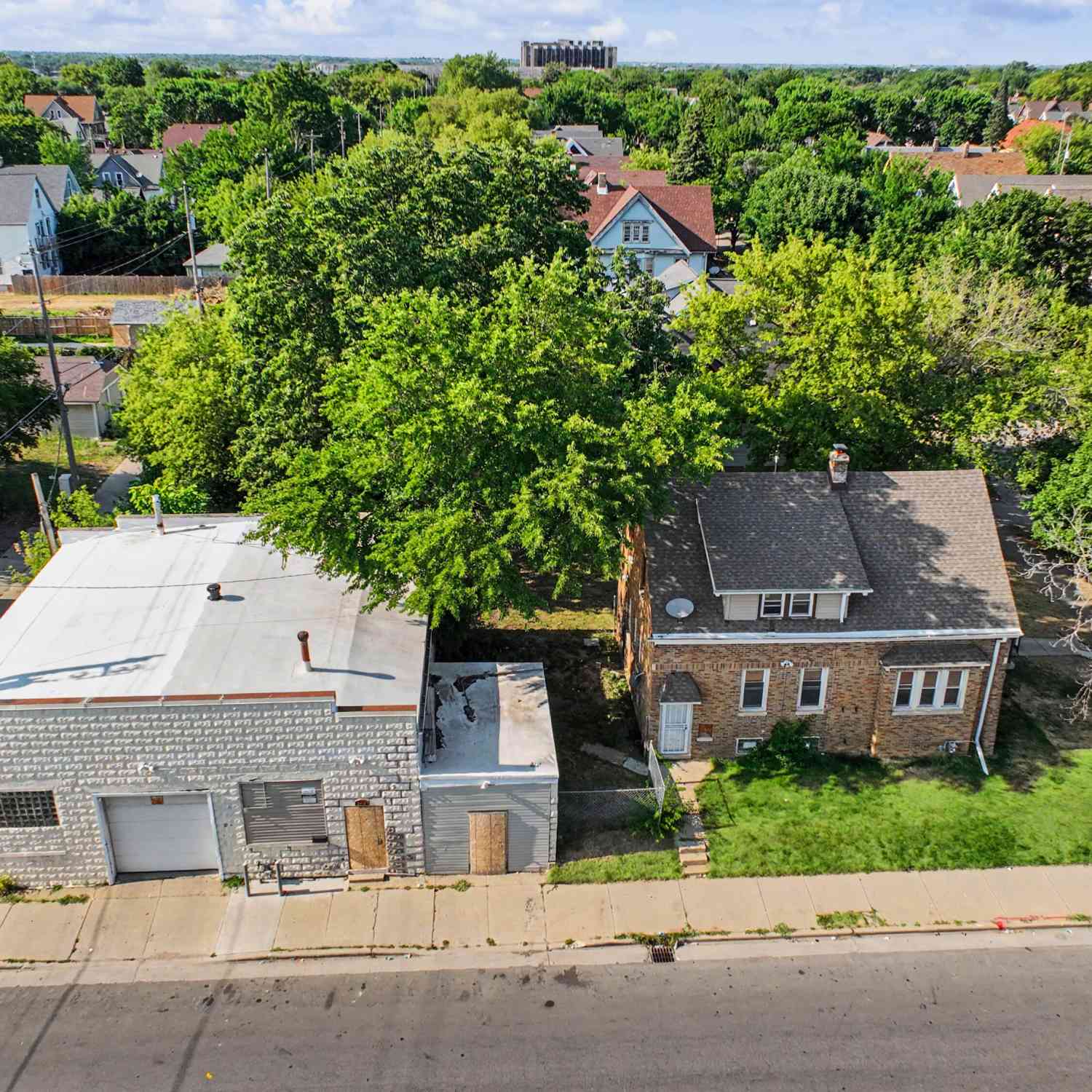 Homes For Sale - 3103 N 28th<br/> Milwaukee, WI 53216