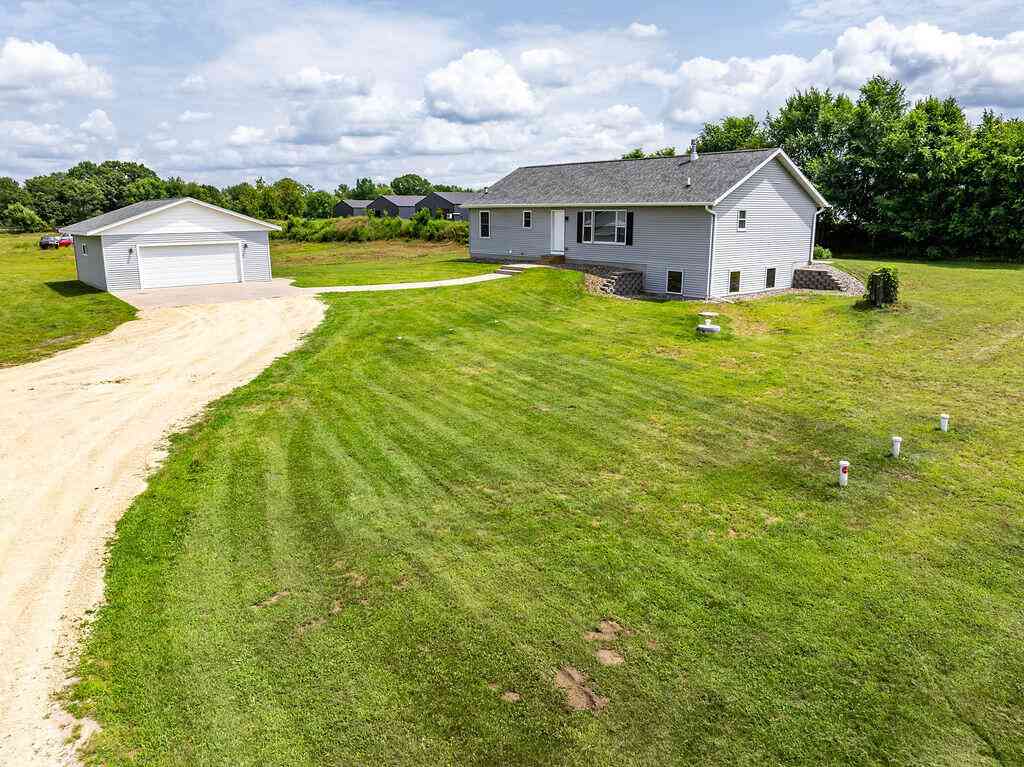 Homes For Sale - W8320 County Road Z<br/> Onalaska, WI 54650
