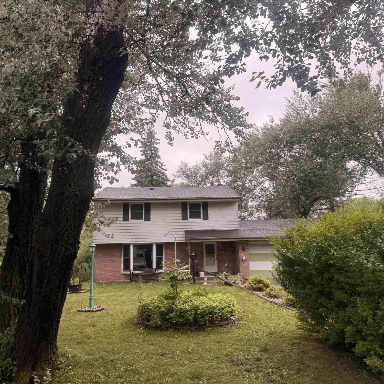 Homes For Sale - 7822 Hagemann<br/> Caledonia, WI 53108