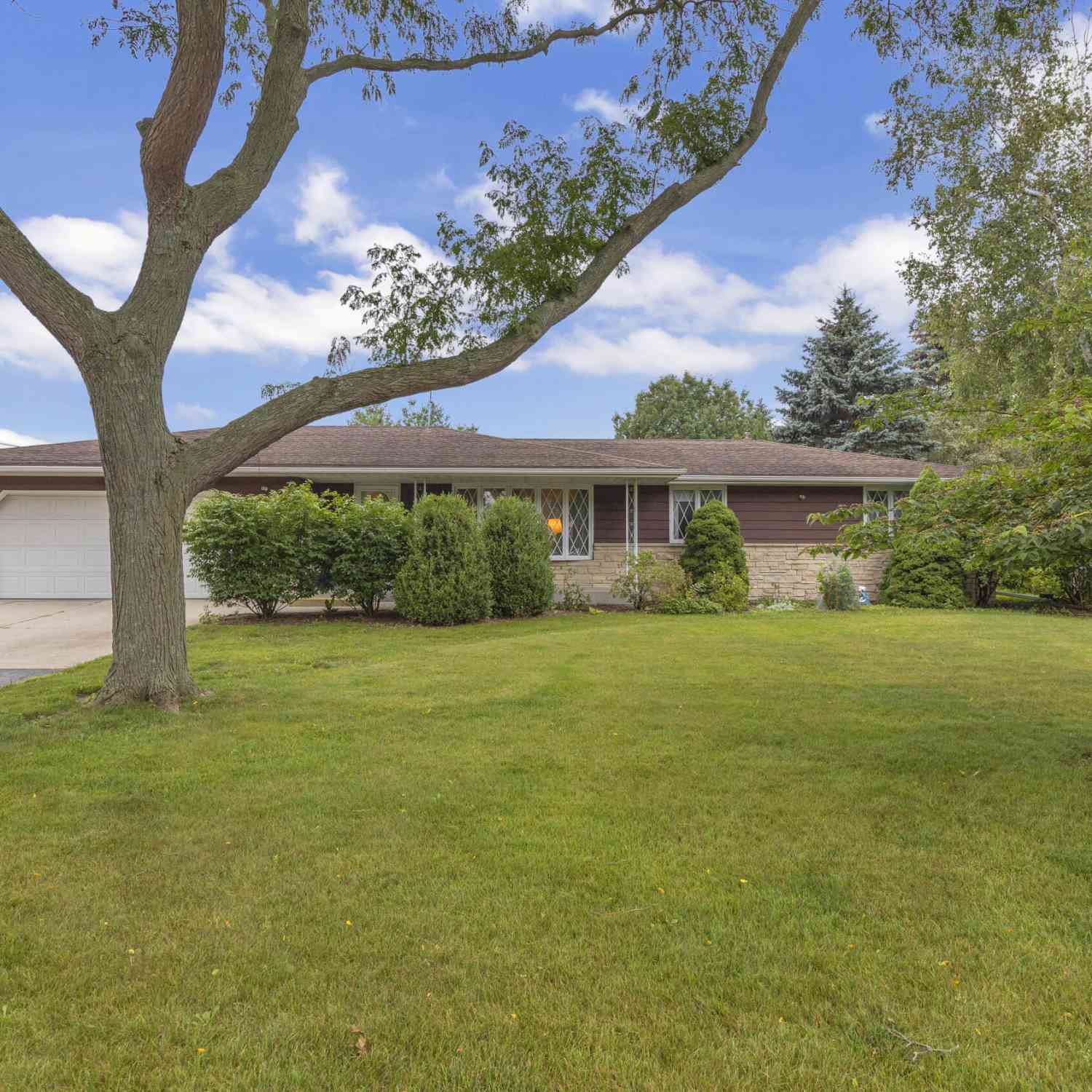 Homes For Sale - 4468 S 8th<br/> Wilson, WI 53081