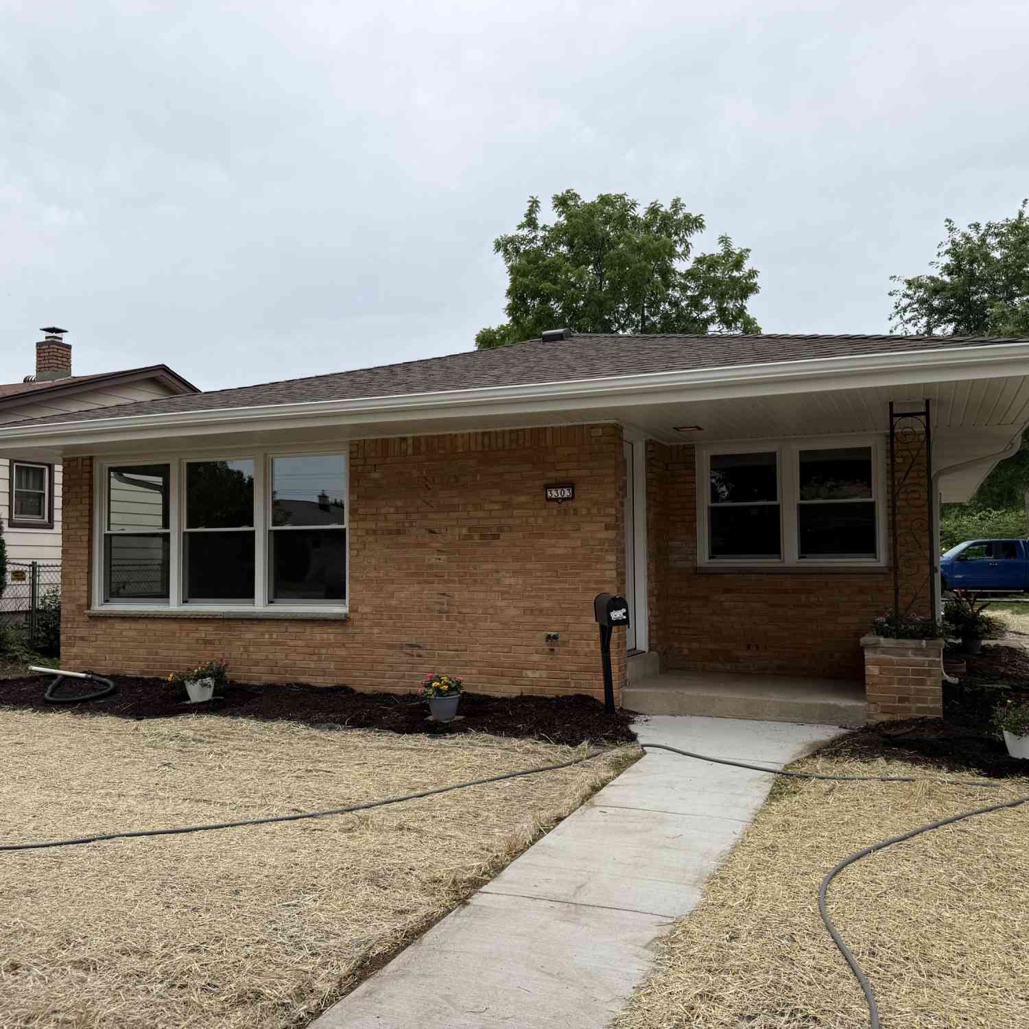 Homes For Sale - 3303 S 85th<br/> Milwaukee County, Milwaukee, WI 53227