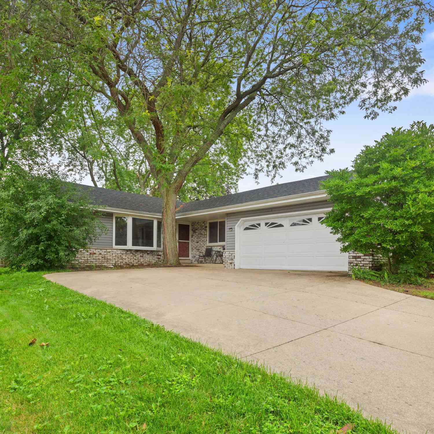 Homes For Sale - 4613 87th<br/> Kenosha, WI 53142