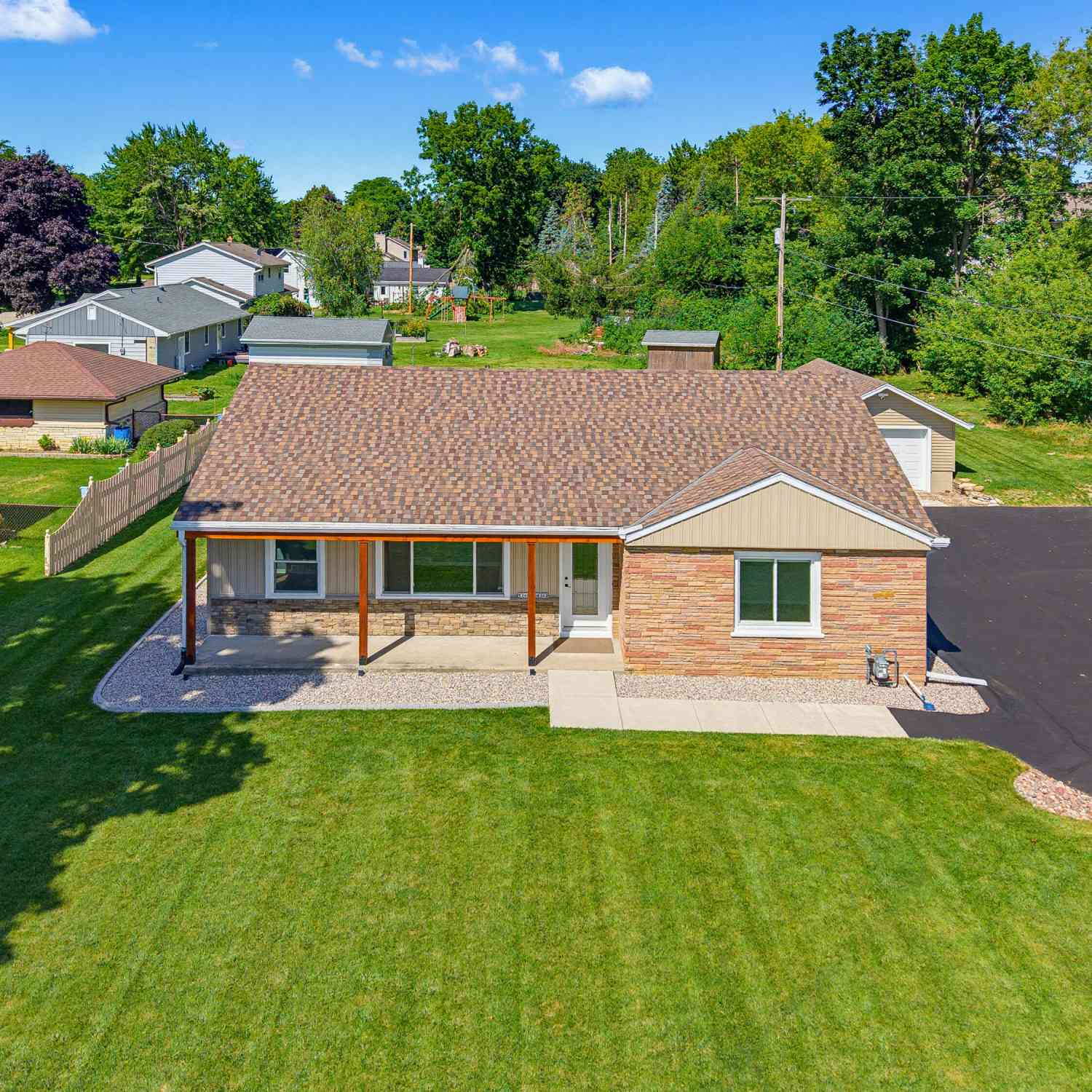 Homes For Sale - W240N6309 Maple<br/> Waukesha County, Sussex, WI 53089