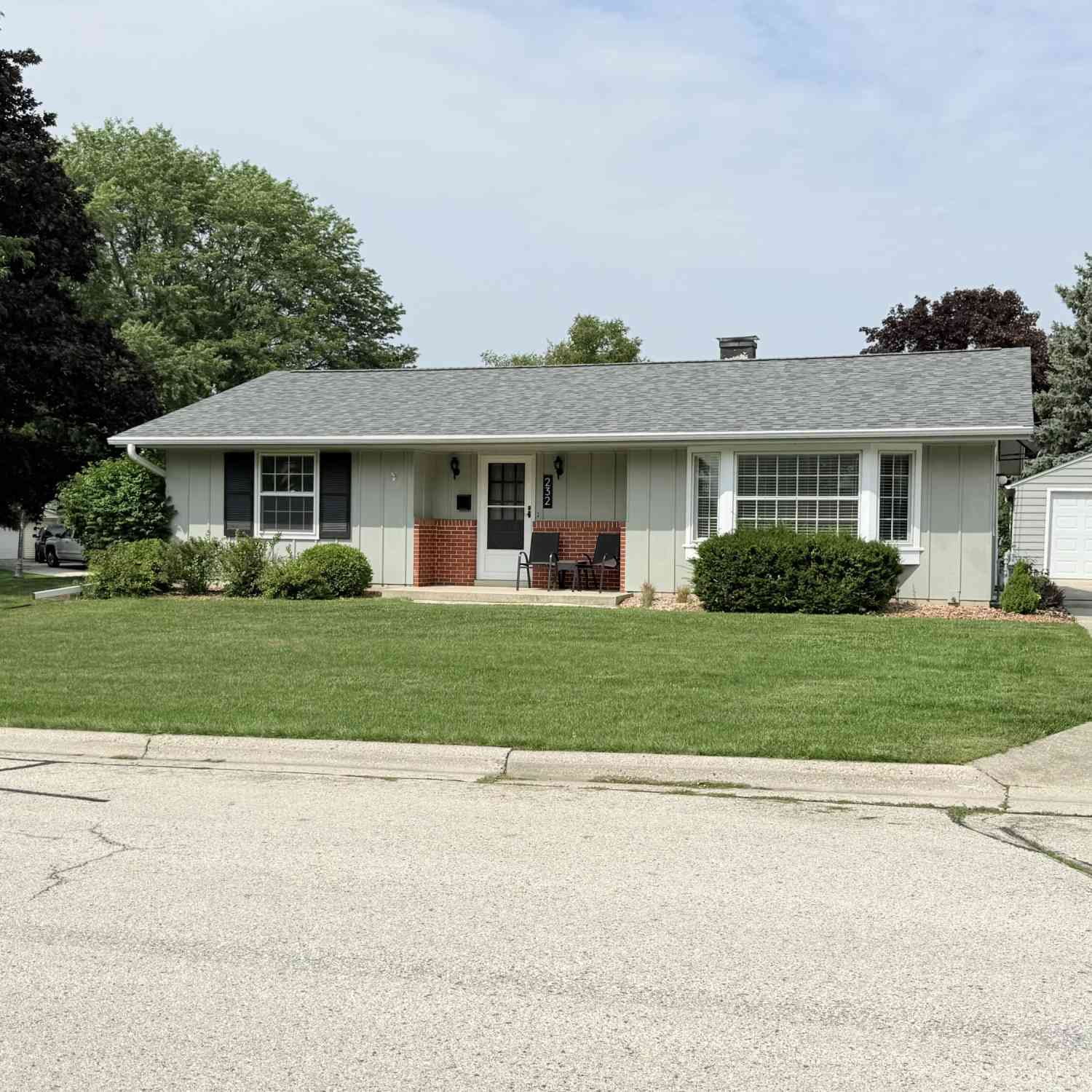 Homes For Sale - 232 Crestwood<br/> Sheboygan Falls, WI 53085