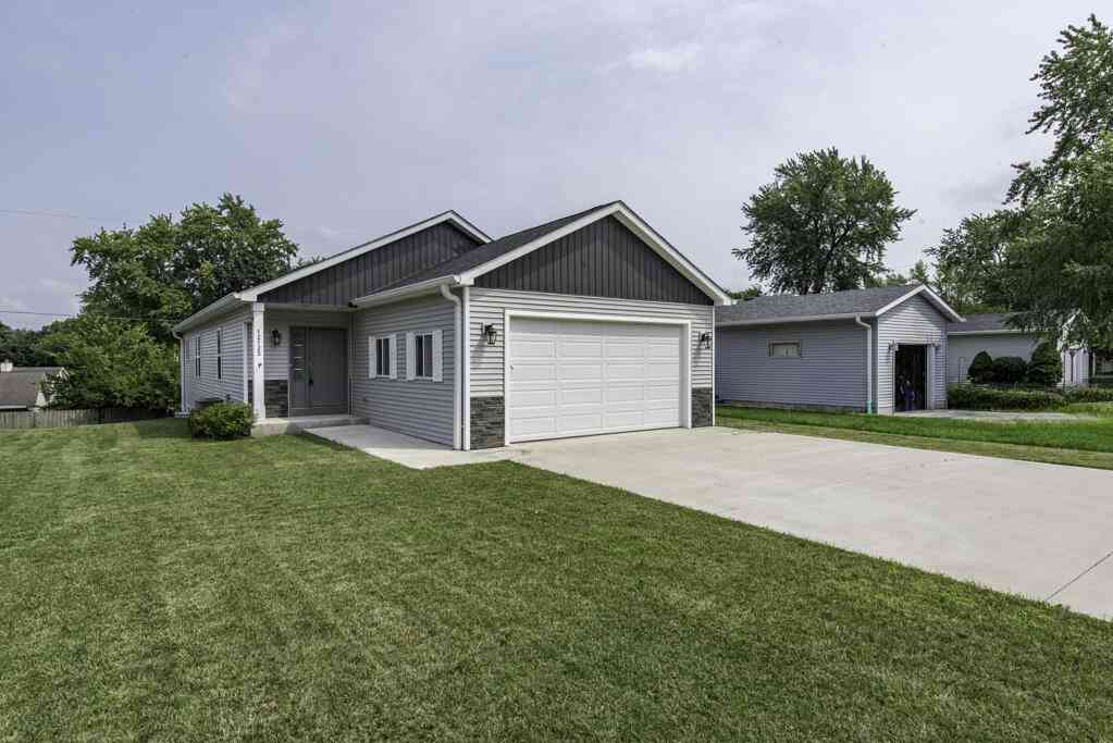 Homes For Sale - 12123 222nd<br/> Salem, WI 53104