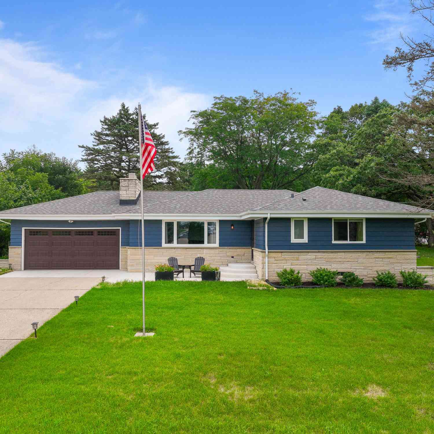 Homes For Sale - 703 S Second<br/> Delavan, WI 53115