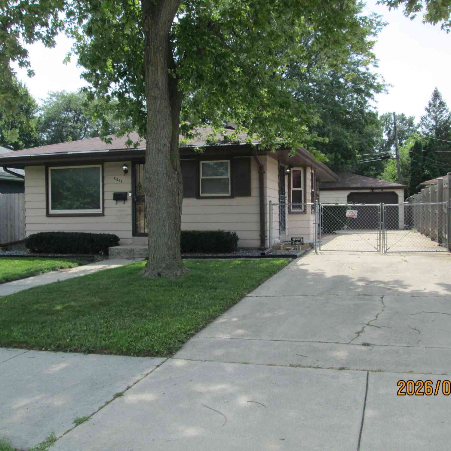 Homes For Sale - 4611 Wright<br/> Racine, WI 53405