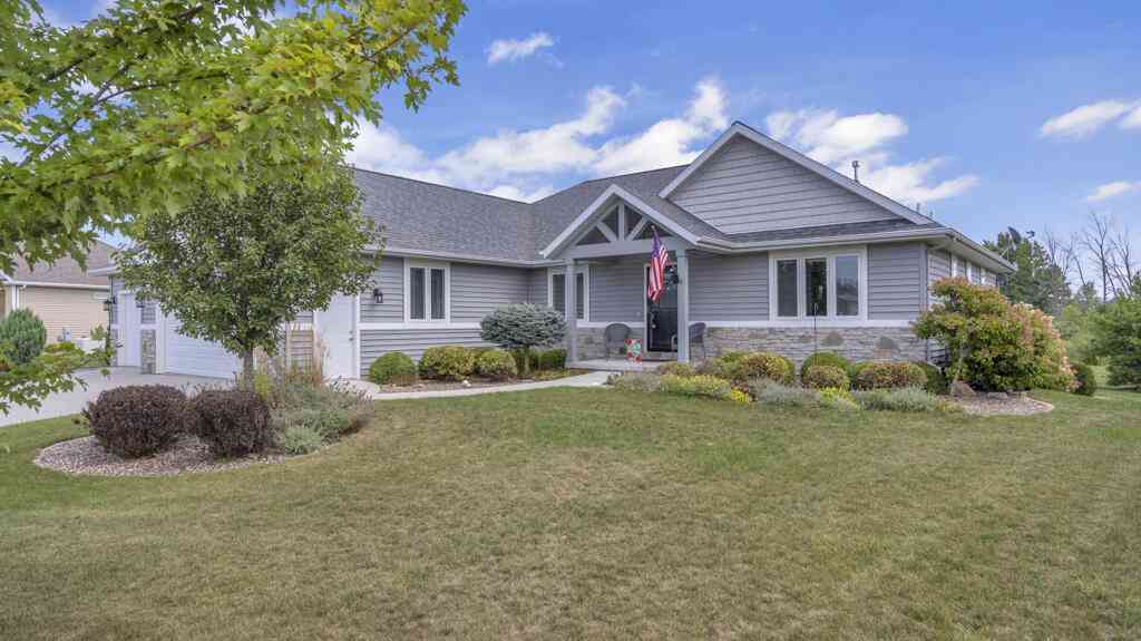 Homes For Sale - 5019 Wild Meadows<br/> Sheboygan, WI 53083