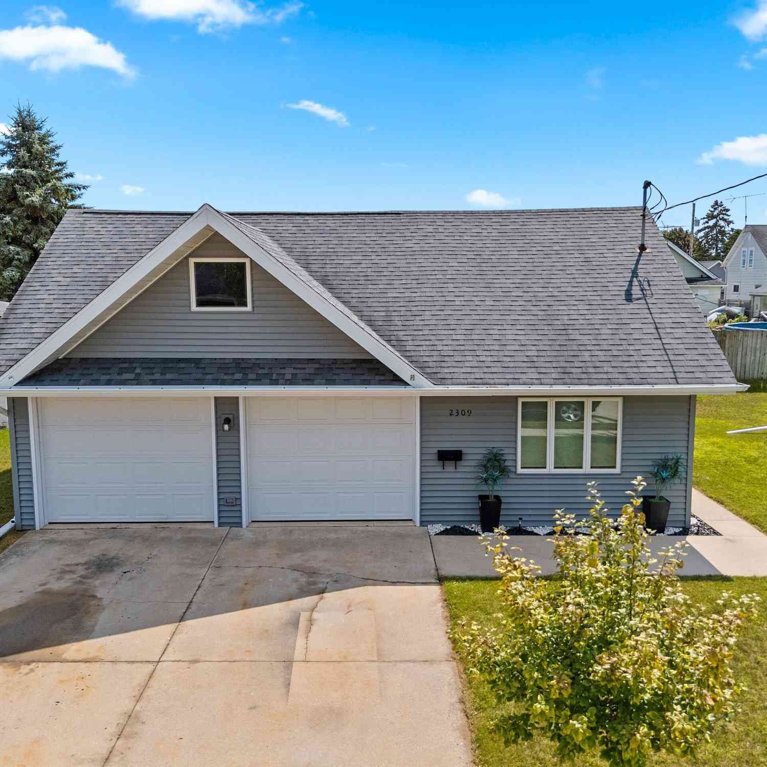 Homes For Sale - 2309 9th<br/> Manitowoc County, Two Rivers, WI 54241